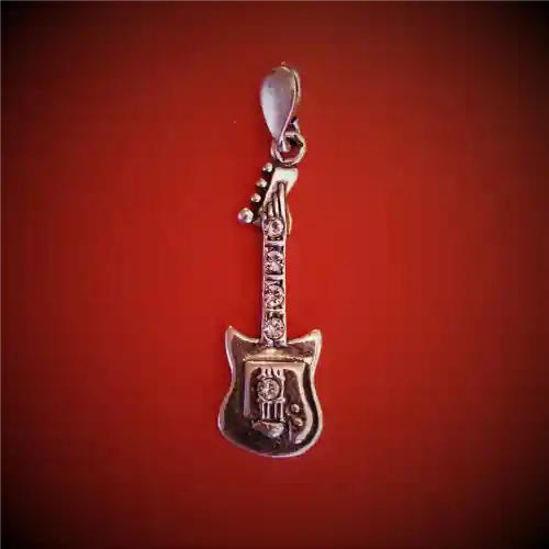 Oferta czasowa Zawieszka gitara elektryczna B012 srebro