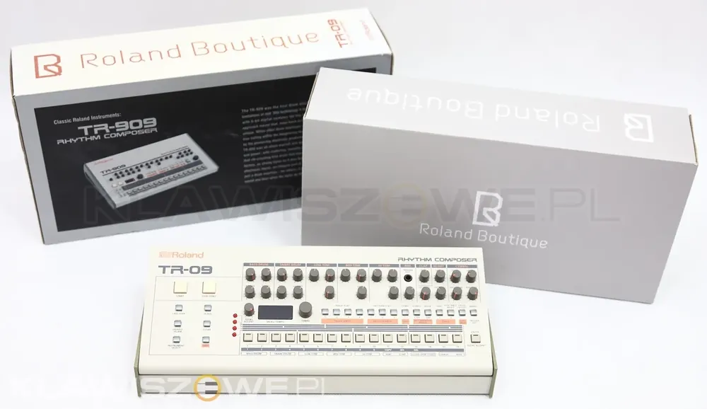 Nie przegap ROLAND TR-09 MODUŁ BRZMIENIOWY Boutique
