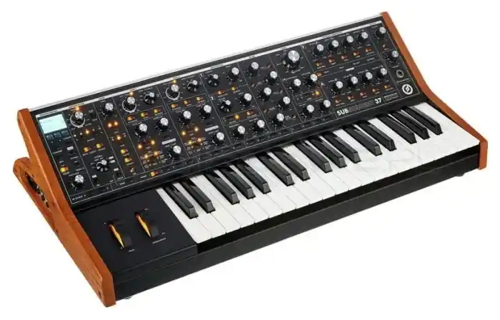 Moog Subsequent 37 Tylko do końca tygodnia