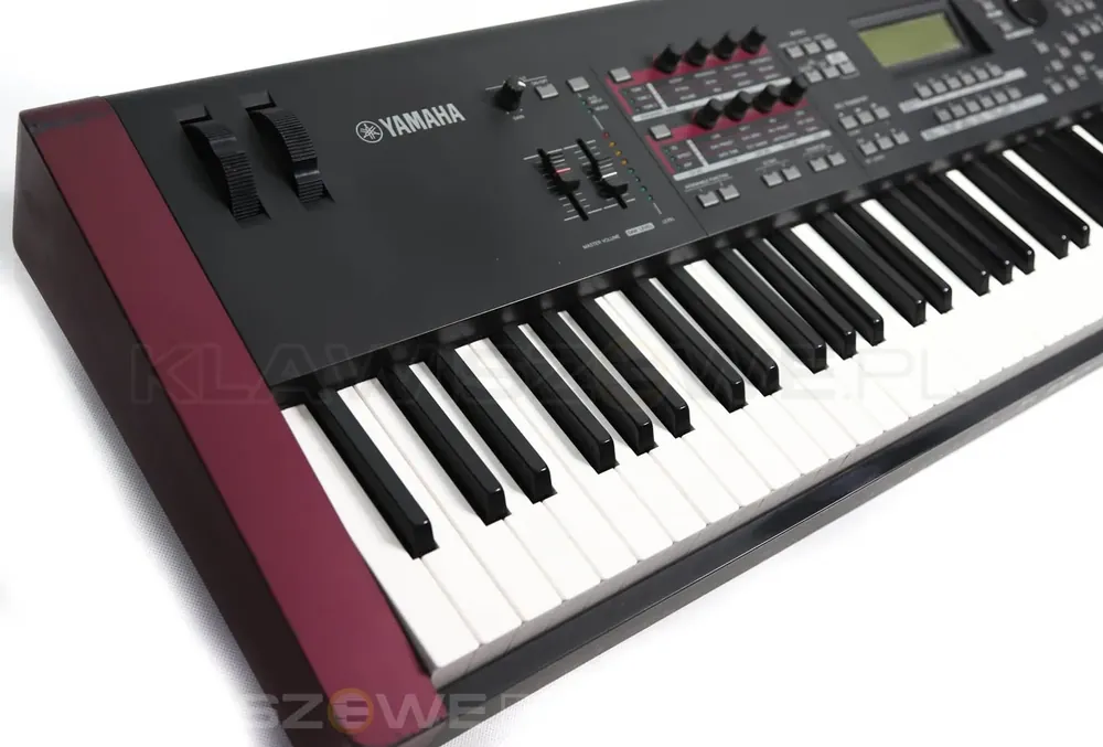 Zniżka YAMAHA MOXF8 + CASE